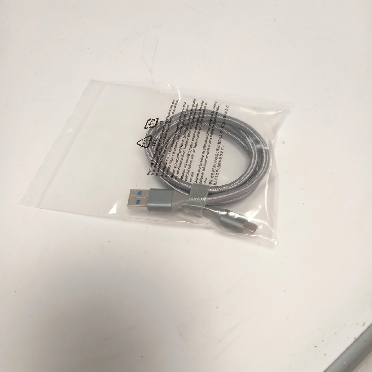 AmazonBasics USB Kabel Computer USB-C USB A Gen 2 Datenkabel 09 Meter – Wie neu