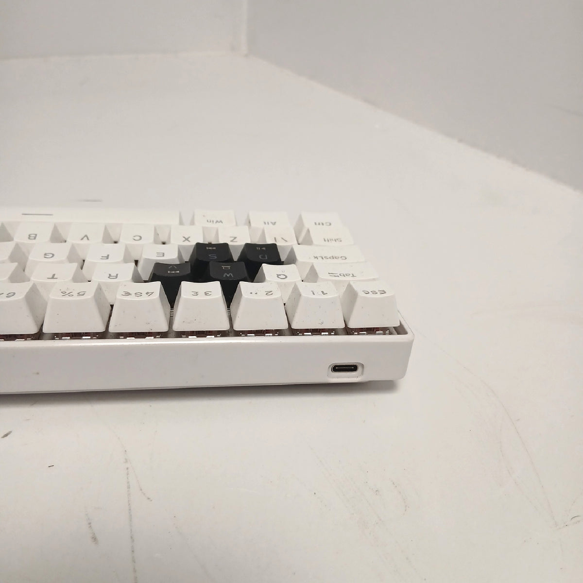 Qisan Tastatur Gaming Mini 60 Prozent Kompakt Blau Switch Gaming – Gut