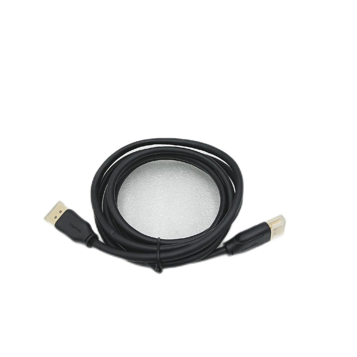 AmazonBasics Kabel Videozubehör DisplayPort 18 Meter 8K 4K 120 Hz HDR – Wie neu