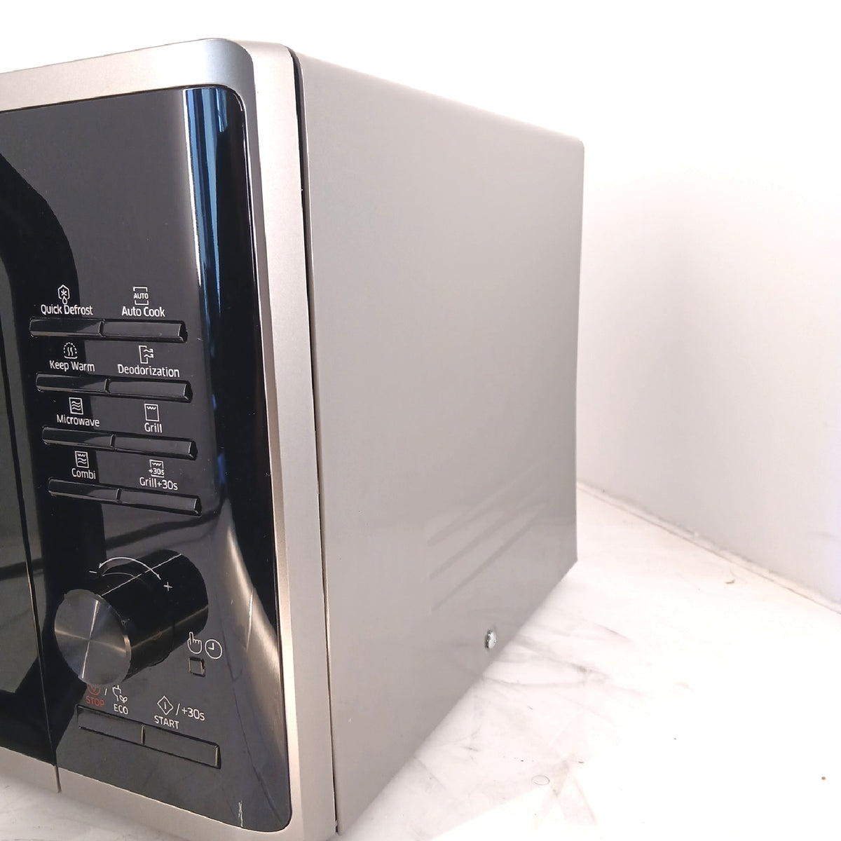 Samsung MW3500K Mikrowelle MG2AK3515ASEG Grill 800 W – Annehmbar, unvollständig