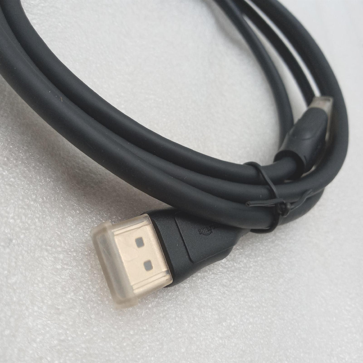 AmazonBasics Kabel Videozubehör DisplayPort 18 Meter 8K 4K 120 Hz HDR – Wie neu