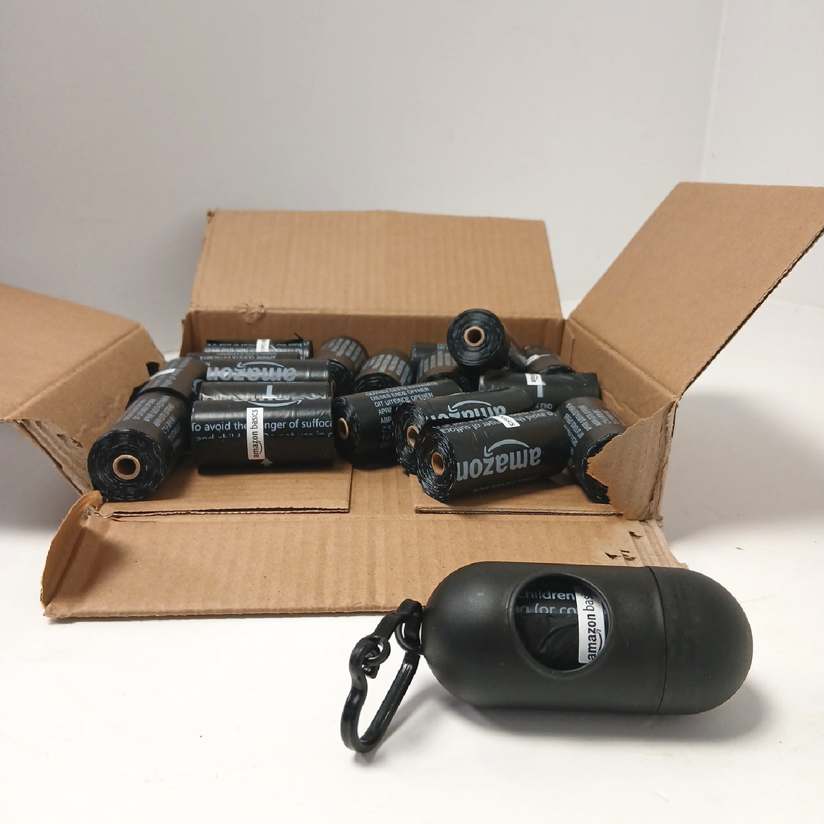 Amazon Basics Hundekotbeutel mit Spender – Wie neu