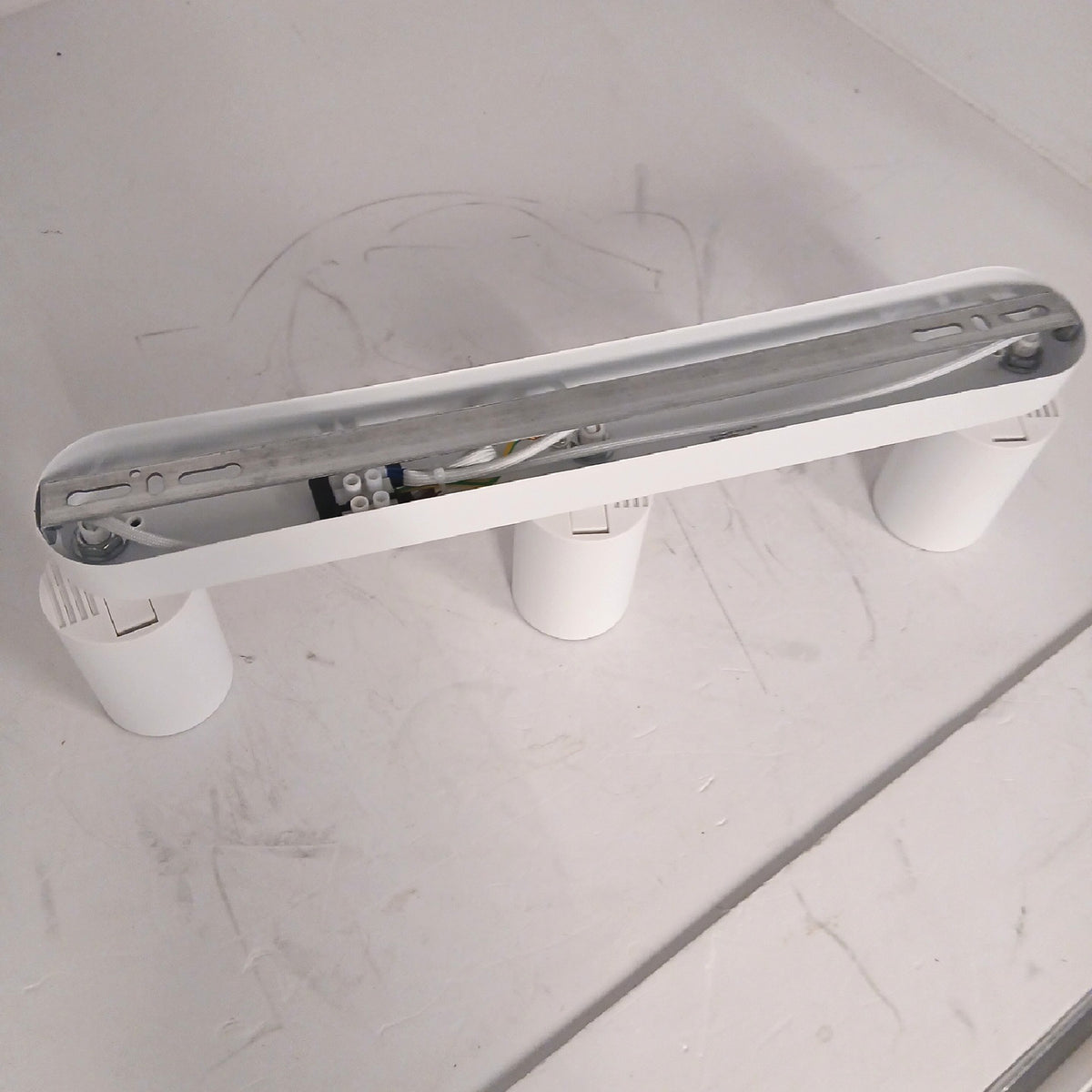 Kyotech Deckenleuchte Beleuchtung Lampe Schwarz Energieeffizient LED 3 – Wie neu