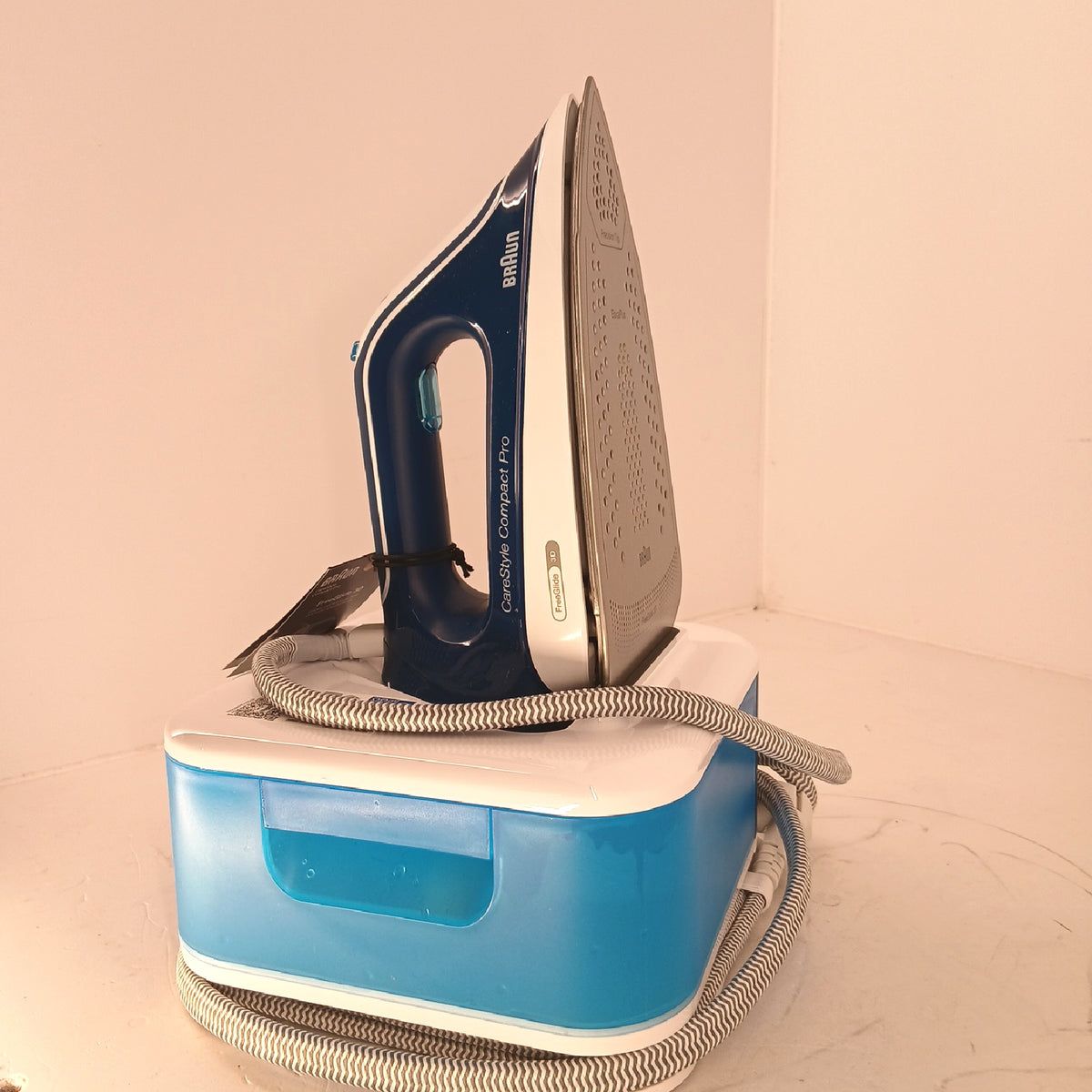 Braun CareStyle Compact Pro IS2565 Dampfbügelstation – Sehr gut