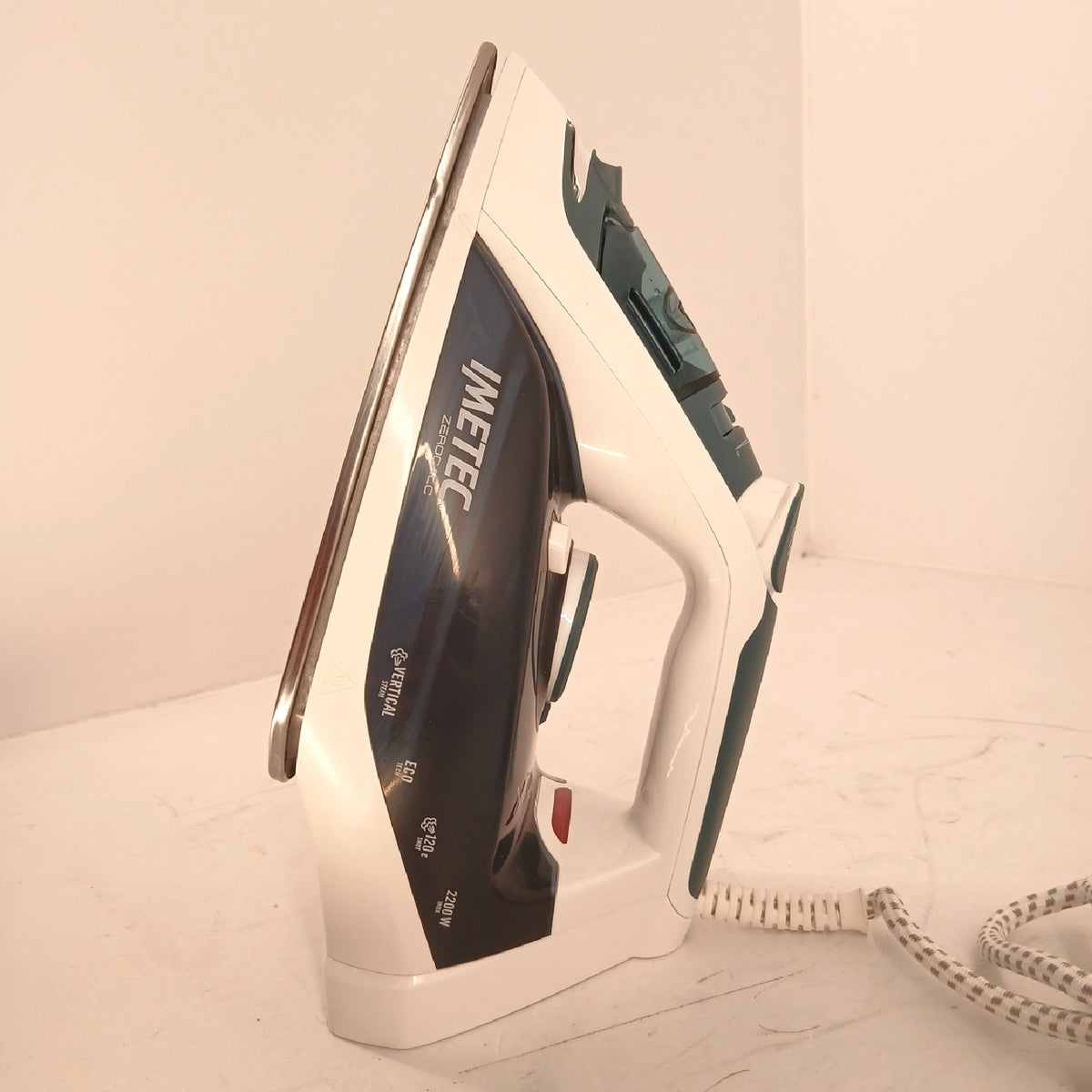 Imetec ZeroCalc Z1 2500 Dampfbügeleisen, 2200 W – Gut