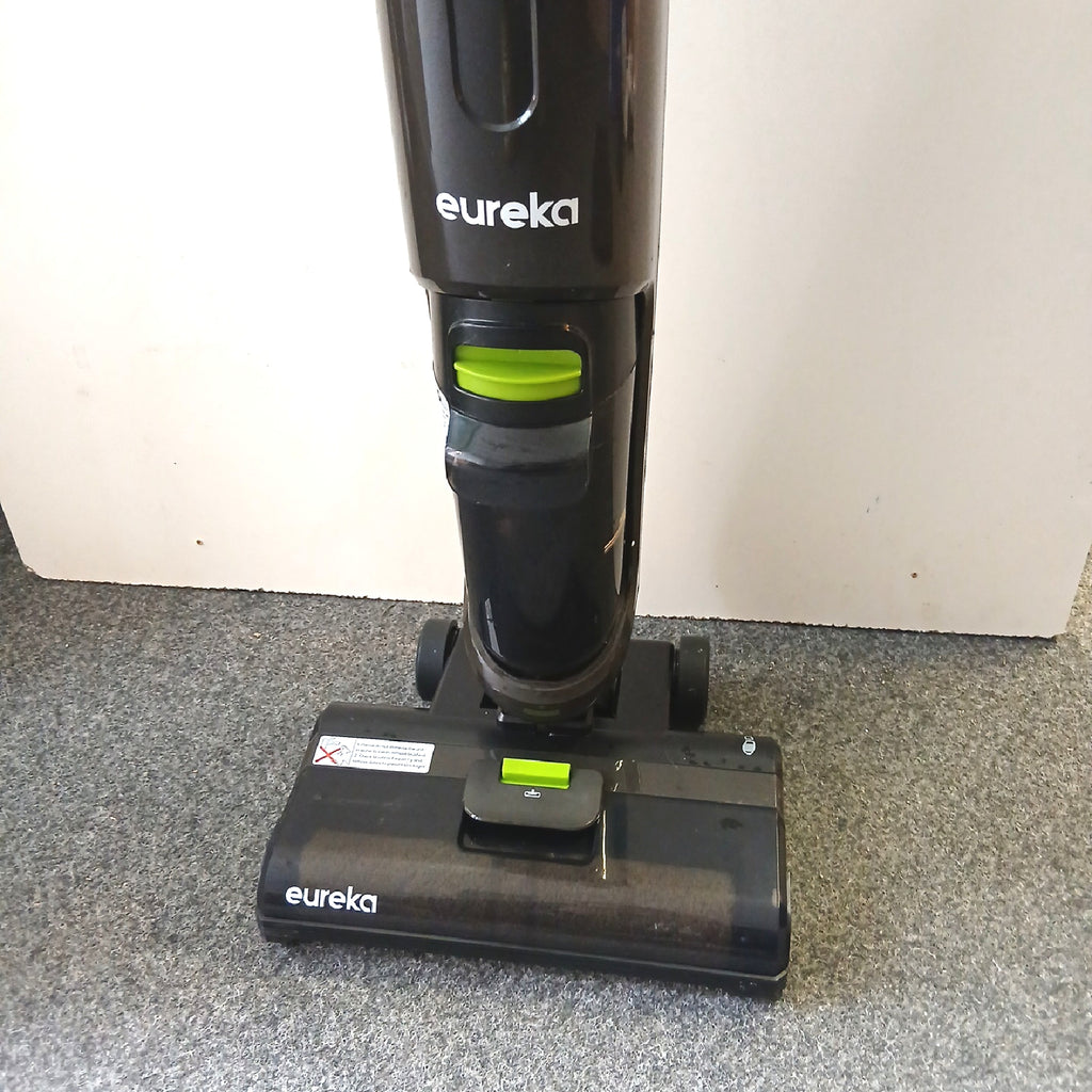 Eureka NEW400 Intelligenter Staubsauger und – Sehr gut, unvollständig