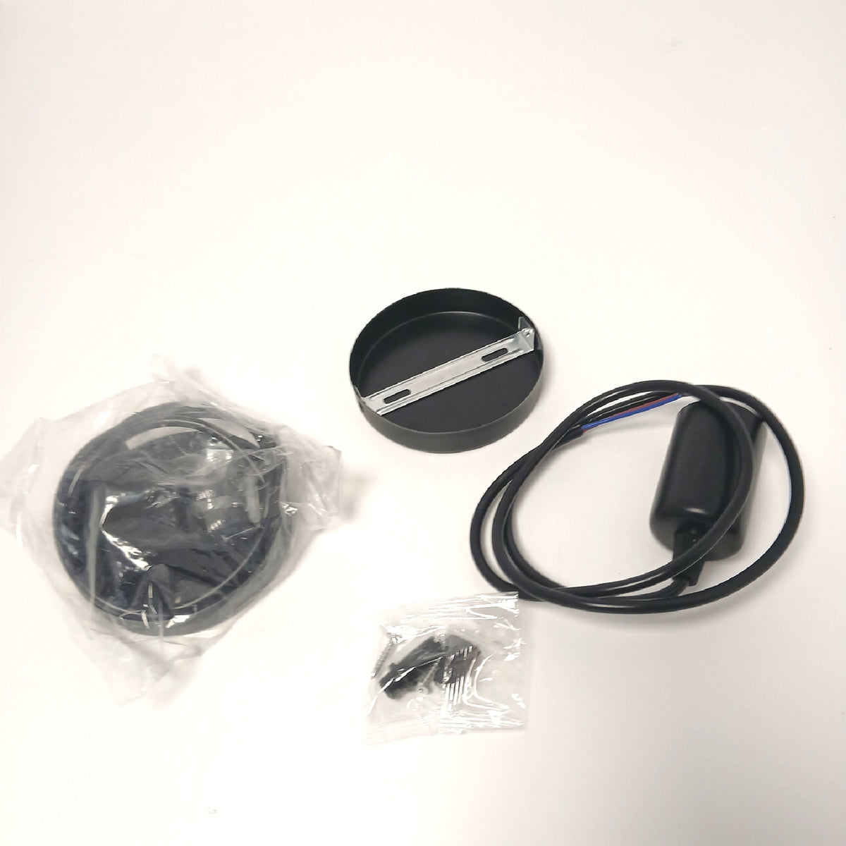ZHIQIN Pendelleuchte 100 cm, schwarz, E27 – Neu