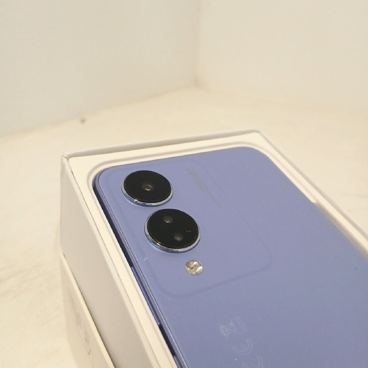 VIVO Y17s Smartphone 4 GB RAM 128 GB ROM Dreifachkamera 50 MP – Defekt