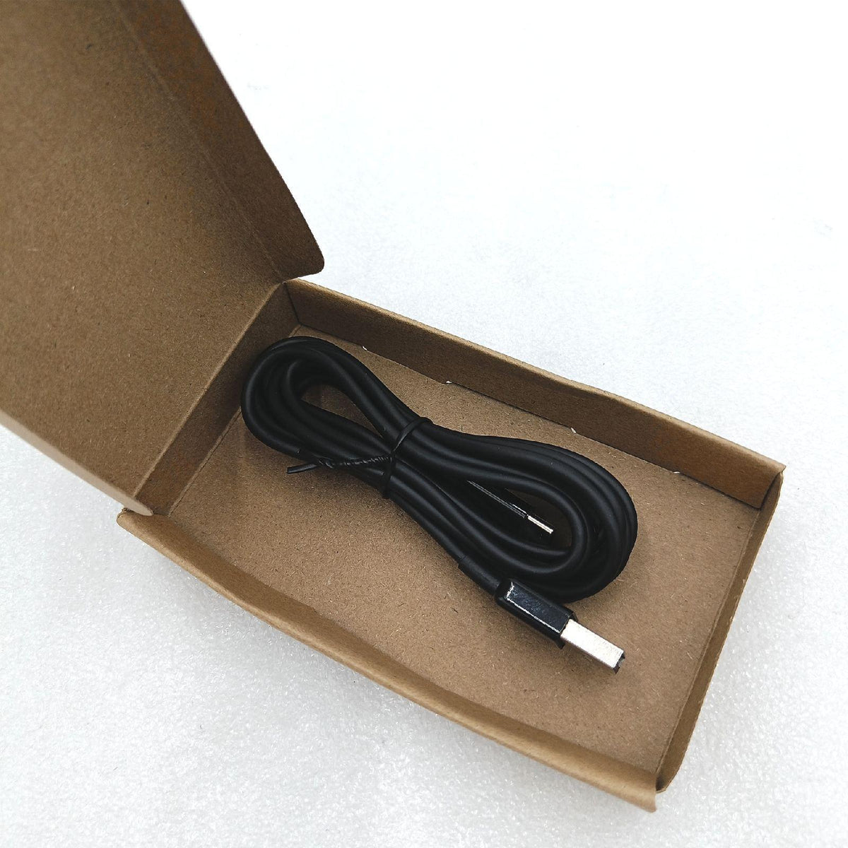 AmazonBasics USB Kabel Verbindung USB Typ C zu USB A Schnell Robust – Sehr gut
