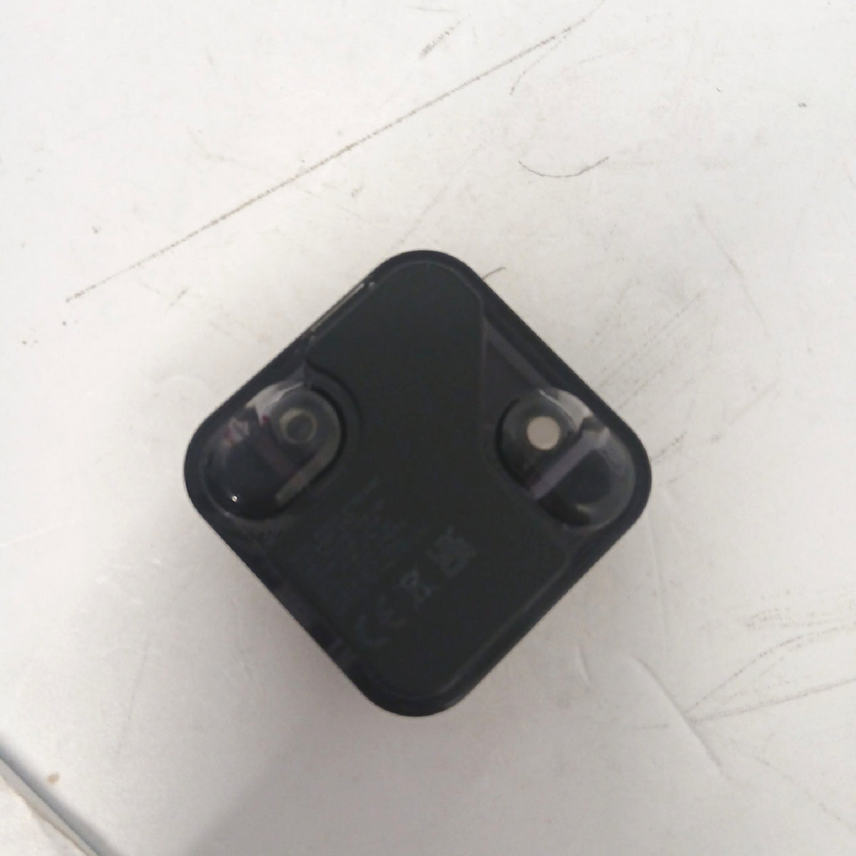 Nothing Ear (2) True-Wireless In-Ear-Kopfhörer mit ANC – Defekt, unvollständig
