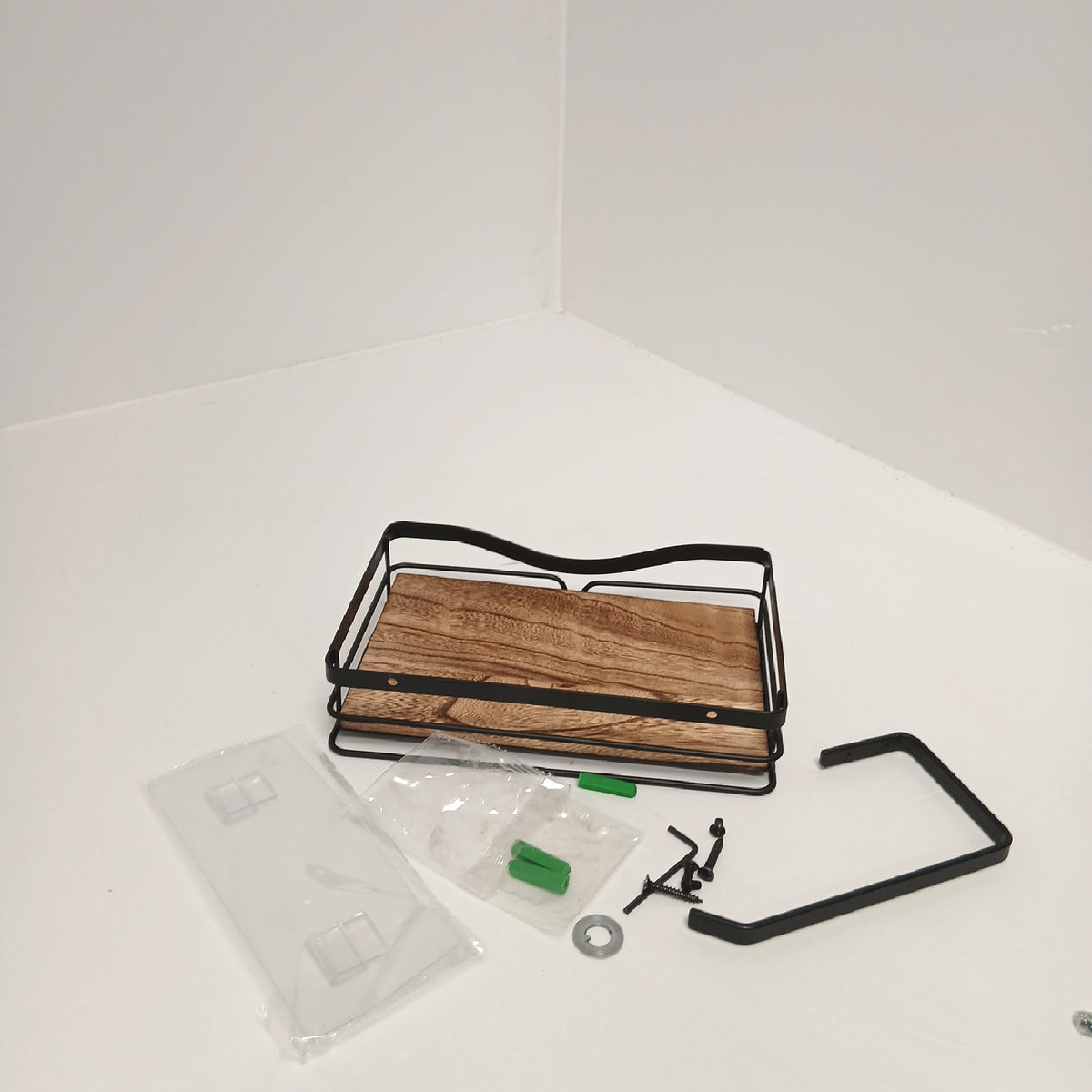 AIDILI Toilettenpapierhalter Badaccessoires Regal für Badezimmer – Sehr gut