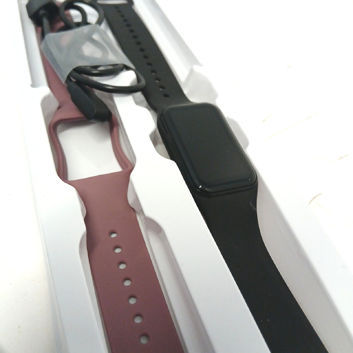 FeipuQu Smartwatch für Damen und Herren, 1,47-Zoll-Farbdisplay – Defekt