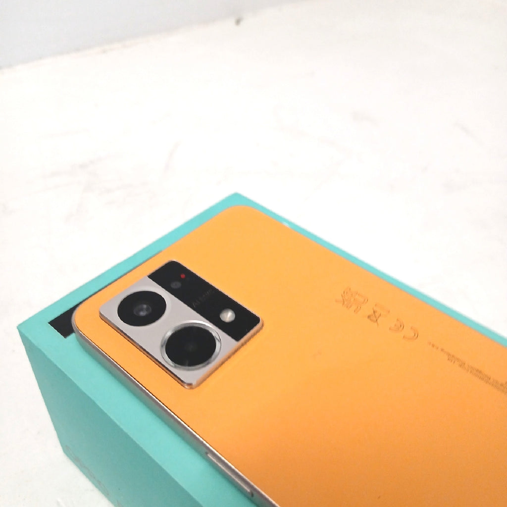 OPPO Reno7 Smartphone, 128 GB/8 GB RAM, Dual-SIM, Snapdragon 680 – Defekt