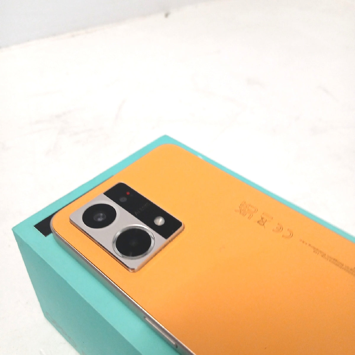 OPPO Reno7 Smartphone, 128 GB/8 GB RAM, Dual-SIM, Snapdragon 680 – Defekt