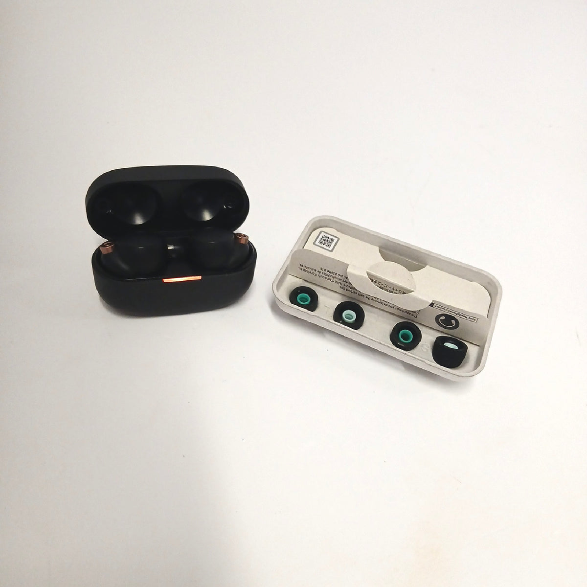 Sony WF-1000XM4 True-Wireless In-Ear-Kopfhörer mit ANC – Sehr gut, unvollständig