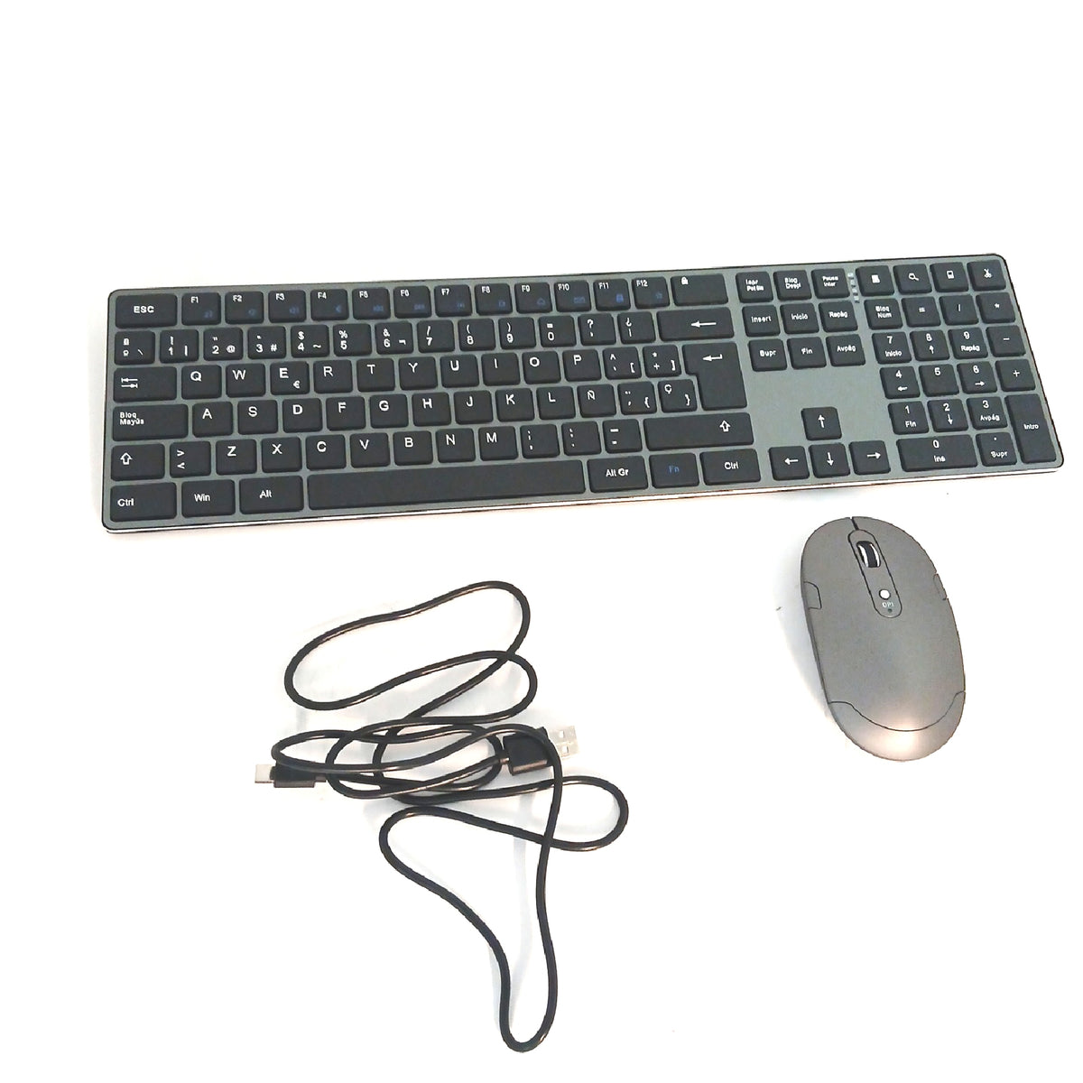 Amazon Basics Tastatur Set Computer Ultradünn Kabellos Ergonomisch – Sehr gut