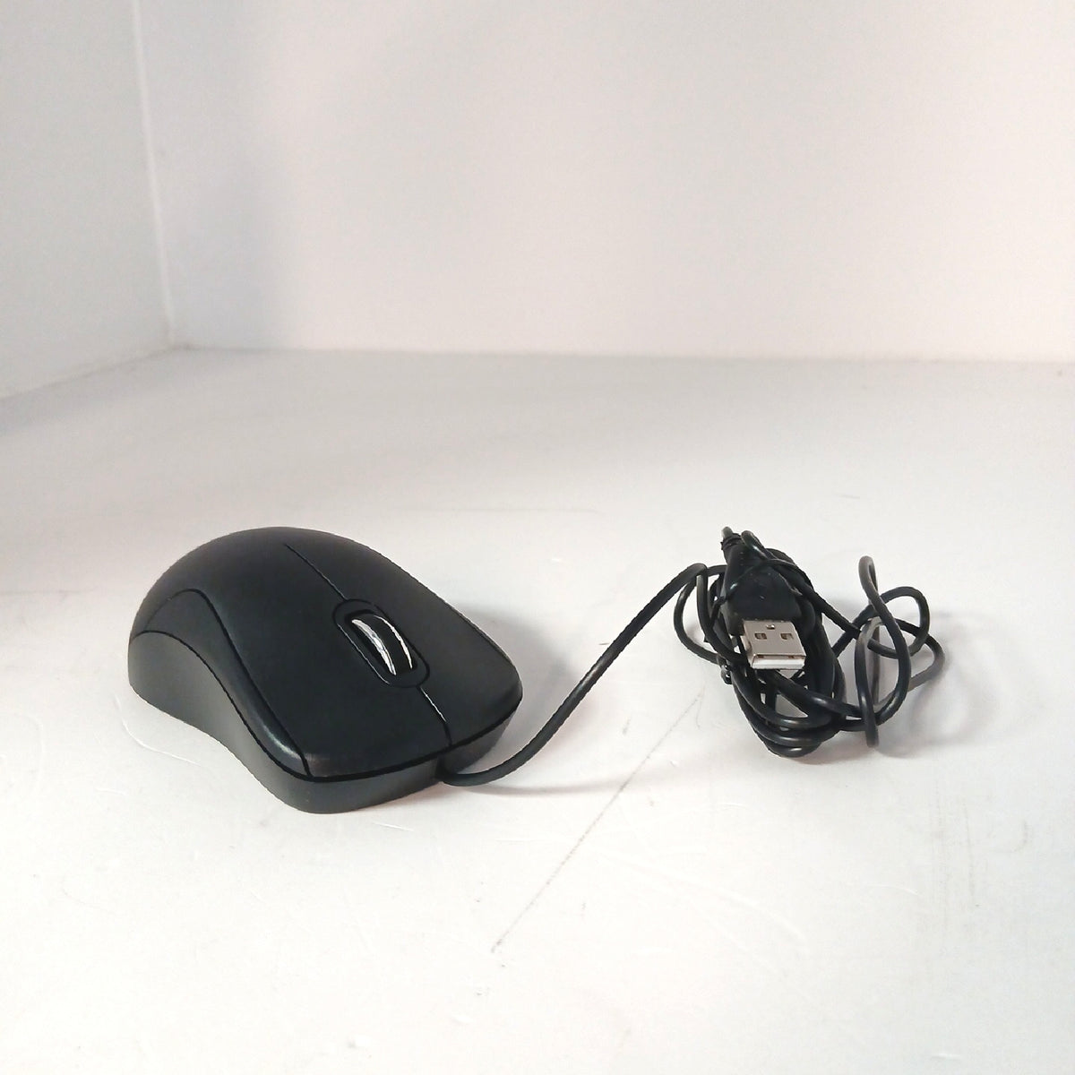 Amazon Basics Maus Computer Standard USB Ergonomisch Games Gaming – Sehr gut