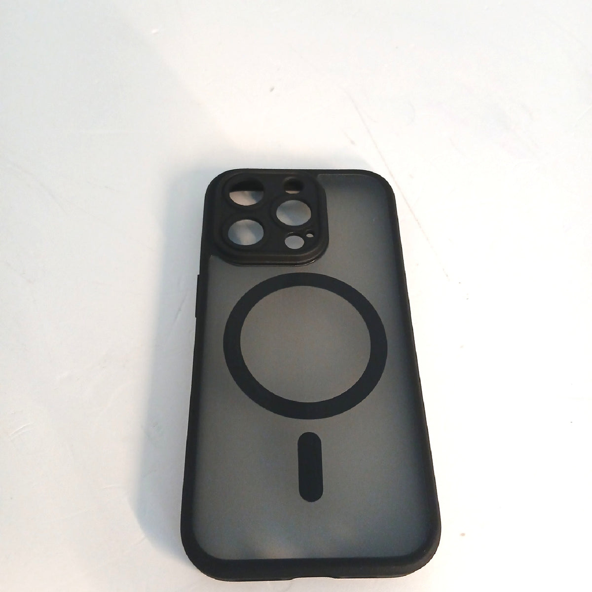 TOCOL 3-in-1 iPhone 15 Pro Hülle Mag-Safe 2X Schutzglas – Wie neu, unvollständig