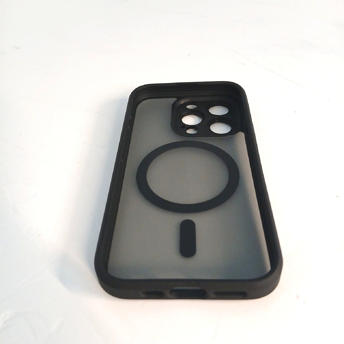 TOCOL 3-in-1 iPhone 15 Pro Hülle Mag-Safe 2X Schutzglas – Wie neu, unvollständig