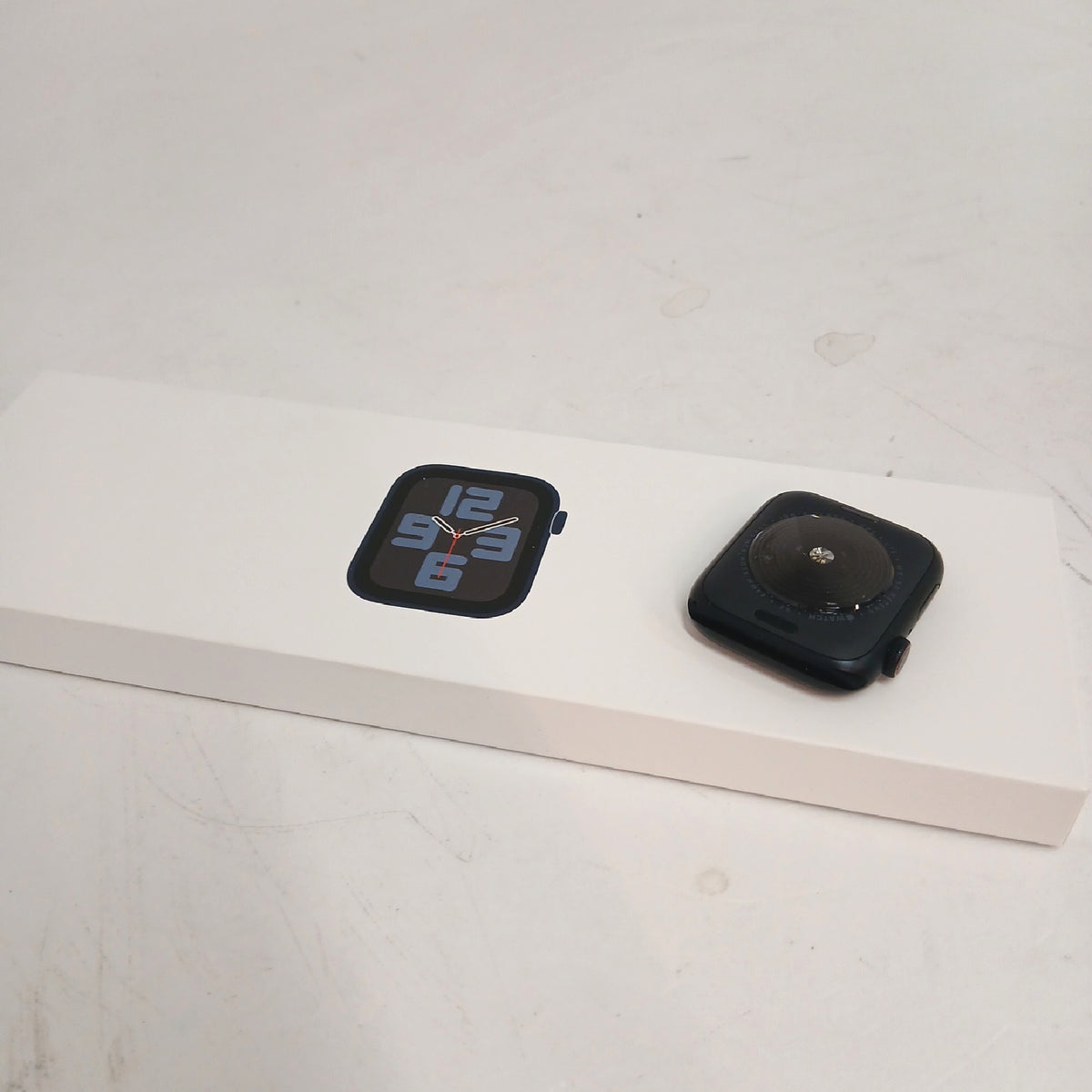 Apple Watch SE 2. Generation 44 mm Aluminium, Mitternacht – Defekt