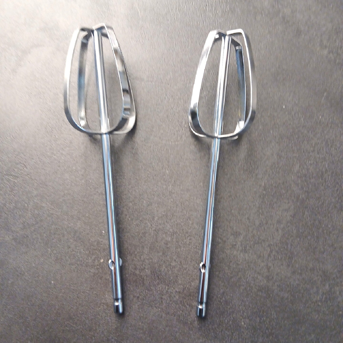 Elektrischer Handmixer 7 Stufen für einfache Zubereitung – Neu