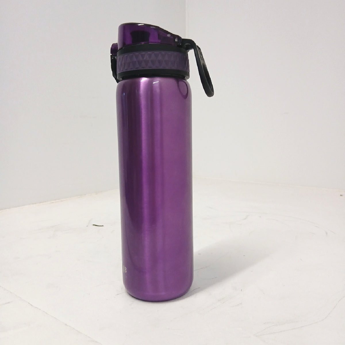 Ion8 Stahl-Trinkflasche, 600 ml, Auslaufsicher, Einhandöffnung – Annehmbar