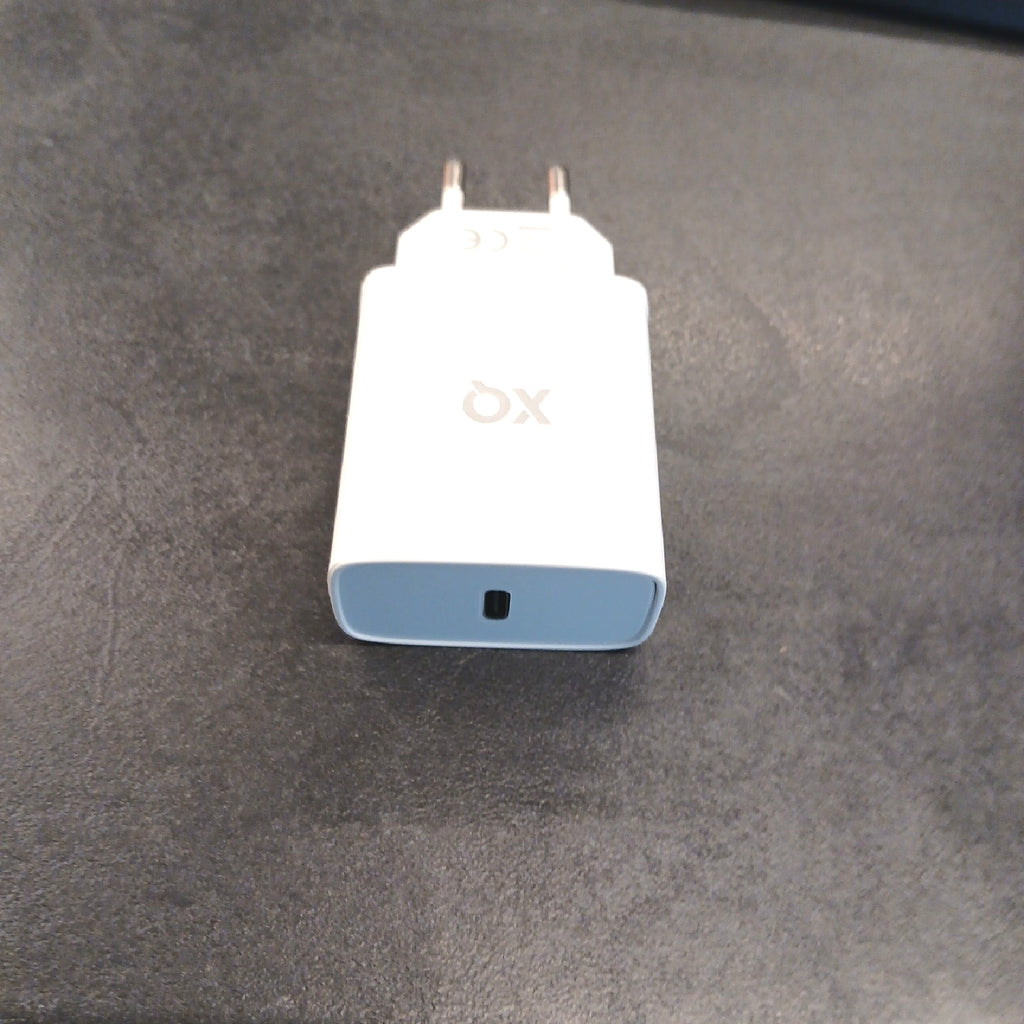 XQISIT USB-C Ladegerät Travel Charger 20 W Power Delivery – Wie neu