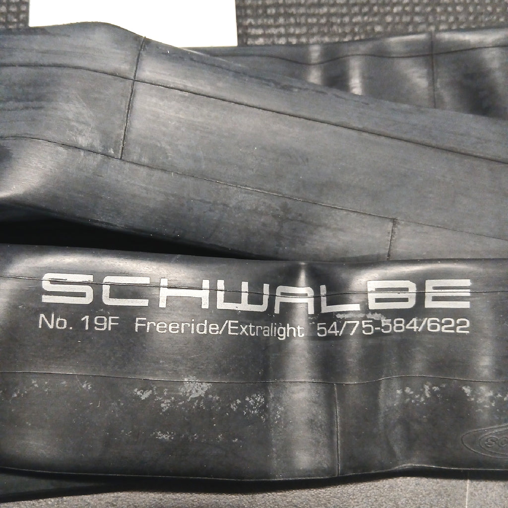 Schwalbe SV 19F Freeride Fahrradschlauch, Schwarz, 54/75-622/40 mm
