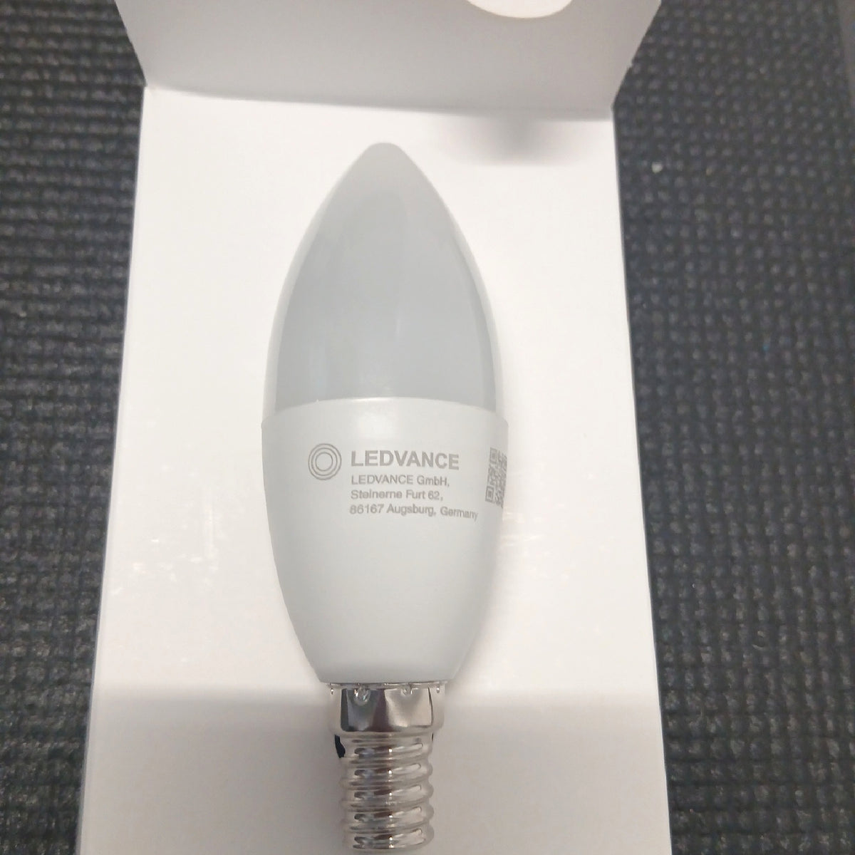 LEDVANCE Lampe Beleuchtung Classic B 40 E14 Warmweiss energiesparend – Wie neu