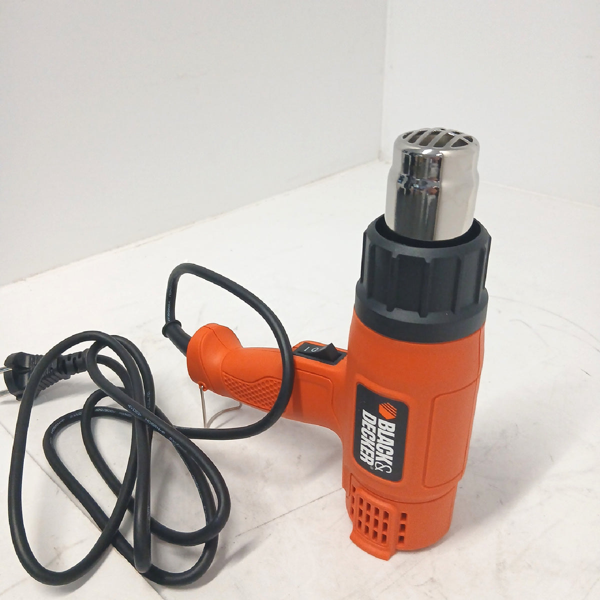 Black+Decker Heißluftgebläse, 1750 W, 2 Heizstufen – Wie neu