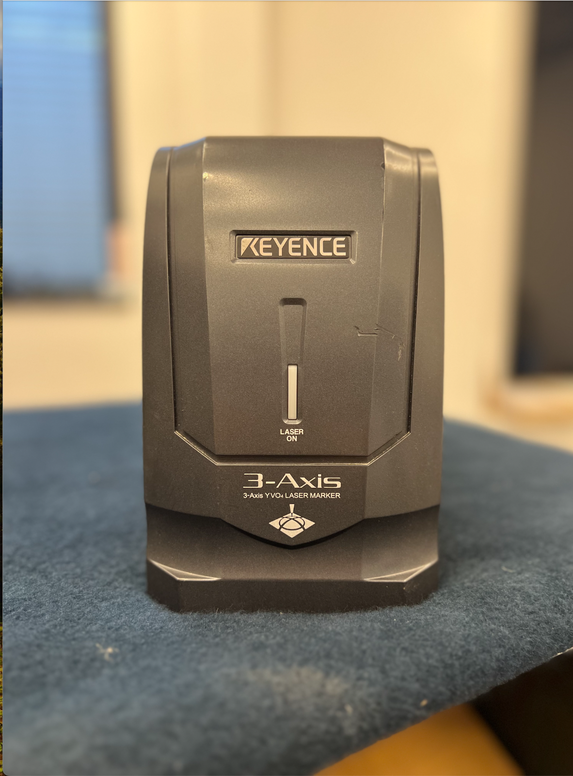 Keyence Laser Markierungsgeräte MD V9900WA Präzision Effiziente Teilebeschriftung für Industrie