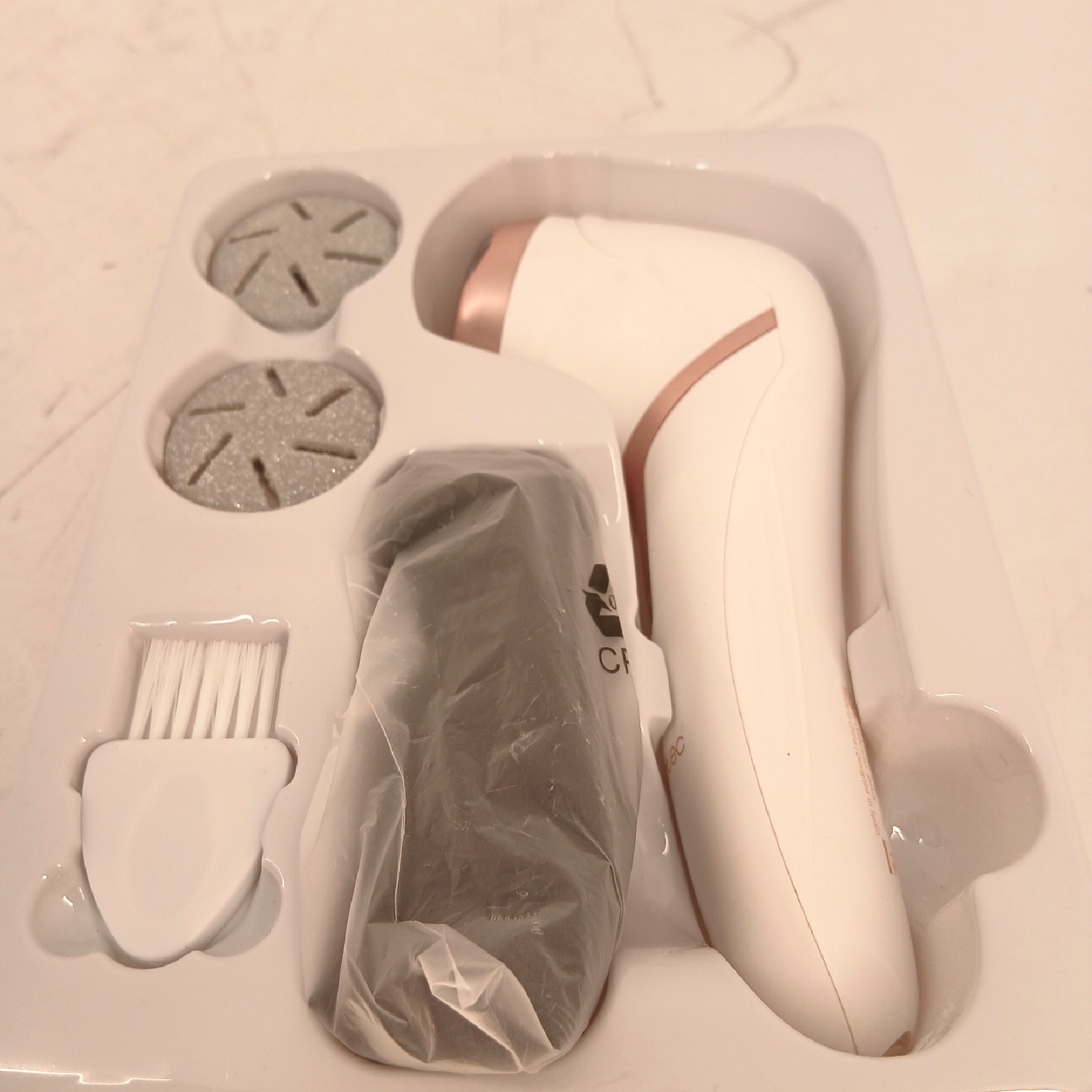 Cecotec Hornhautentferner Fußpflege Bamba SkinCare Elektrisch Wiederaufladbar Effizient