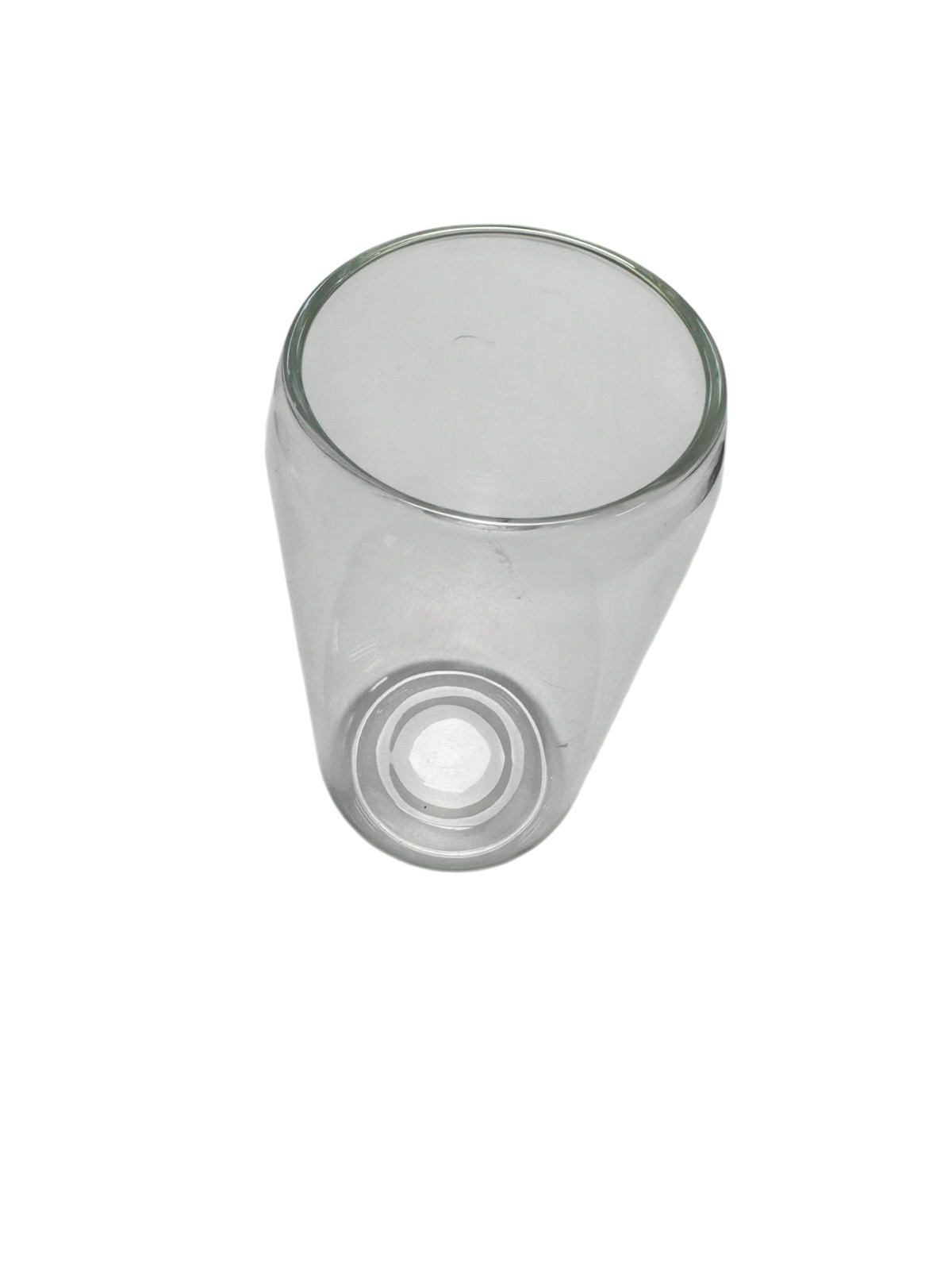 4 doppelwandige Thermogläser inklusive Reinigungsbürste. Ideal für Kaffee, Tee, Latte Macchiato und andere Heiß- oder Kaltgetränke. Doppelwandige Ausführung für bessere Isolierung und angenehme Haptik.