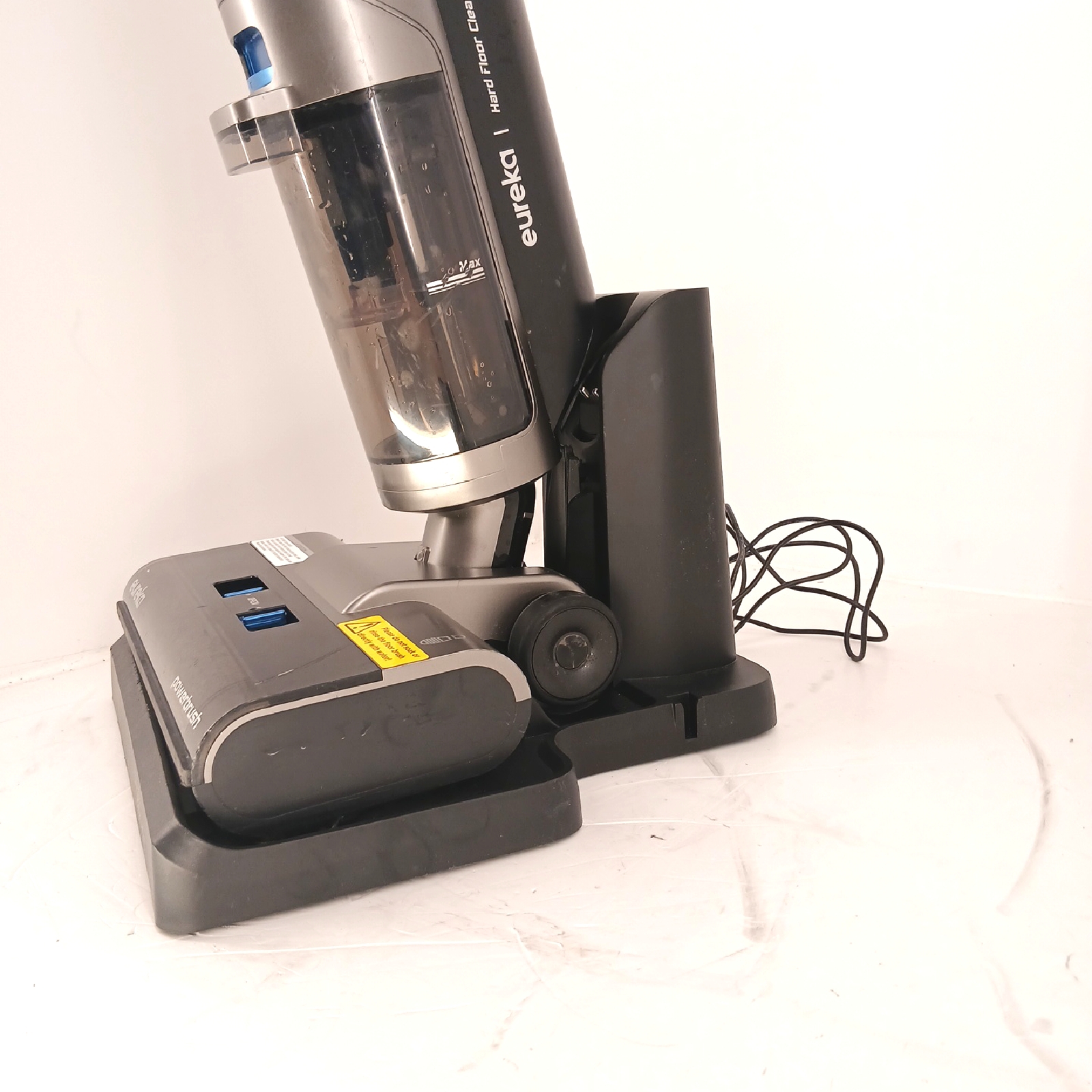 EUREKA Rapidwash NEW430 Kabelloser Nass Trockensauger Staubsauger Wischfunktion