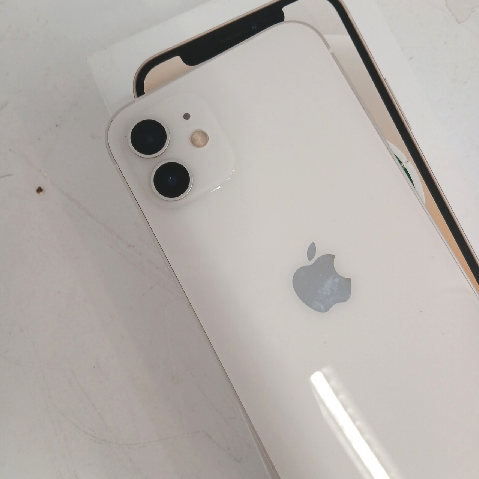Apple iPhone 12 128GB bianco Smart Phone Drahtlose Telefone (847,65) - Defekt