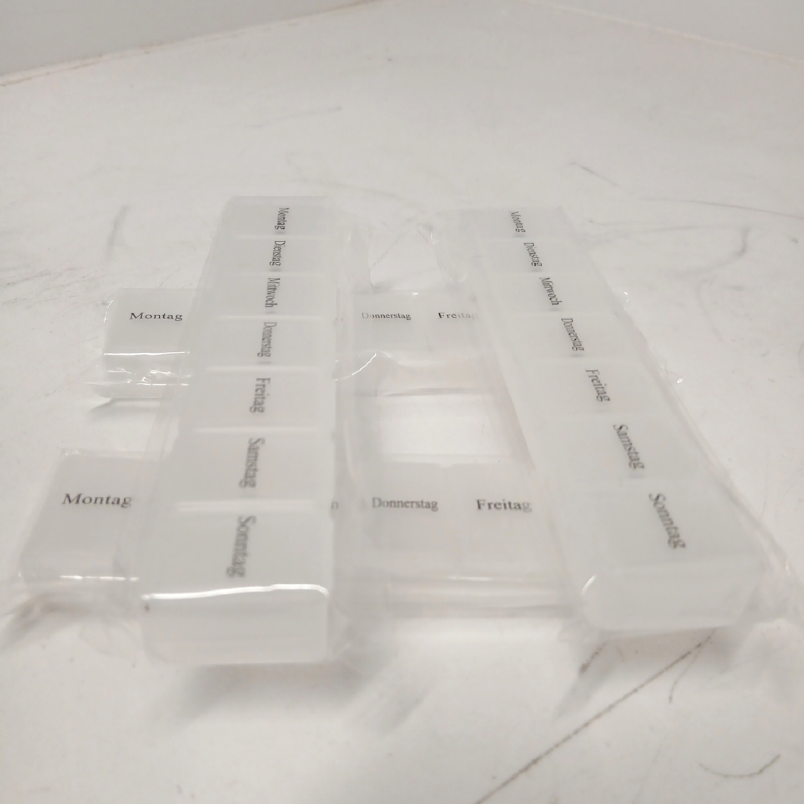 4 Stück 7 Tage Medikamentenbox Pillendose Pillenbox Tablettenbox Dosierbox Table