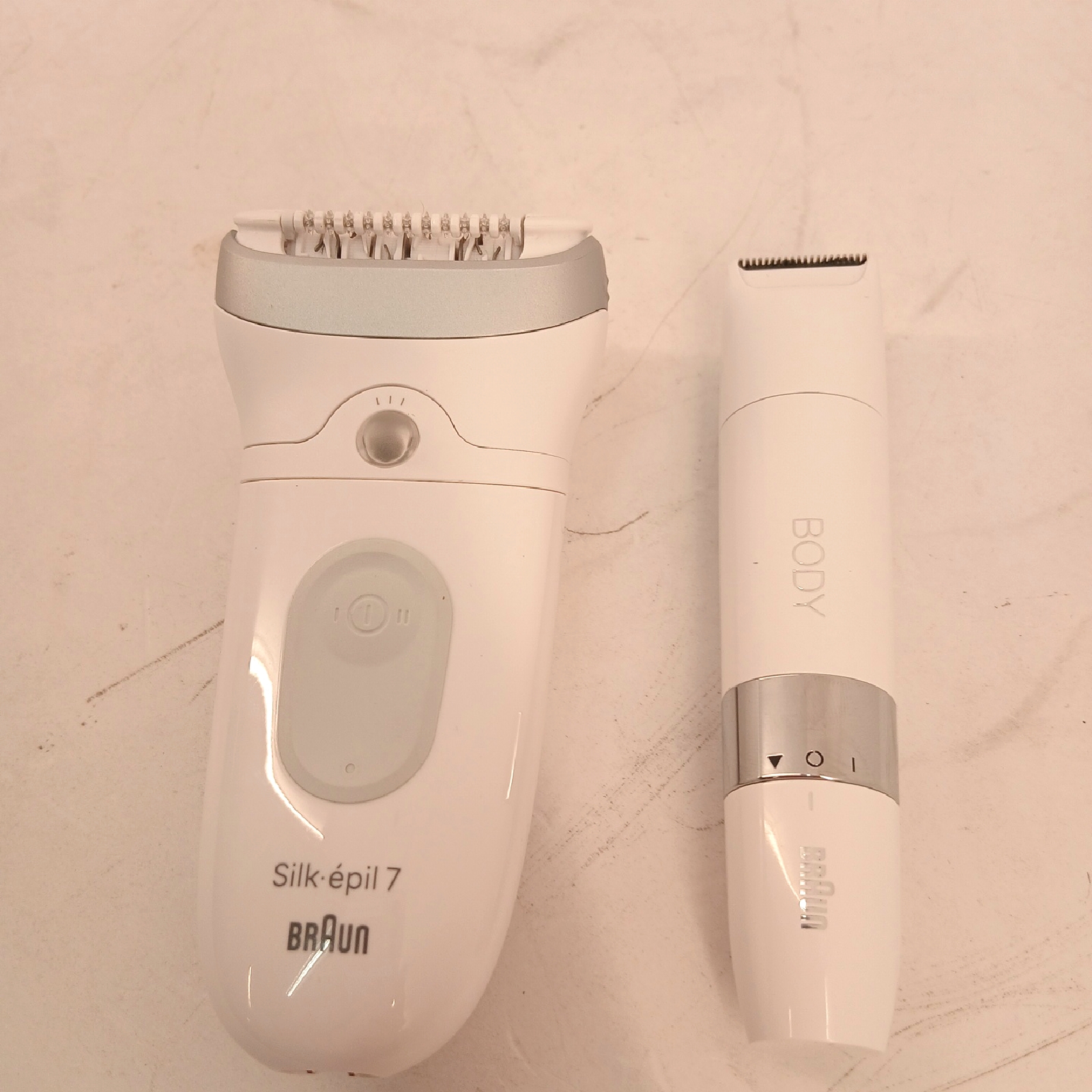 Braun Epilierer Körperpflege Silk epil 7 langanhaltende glatte Hautpflege Effizienz