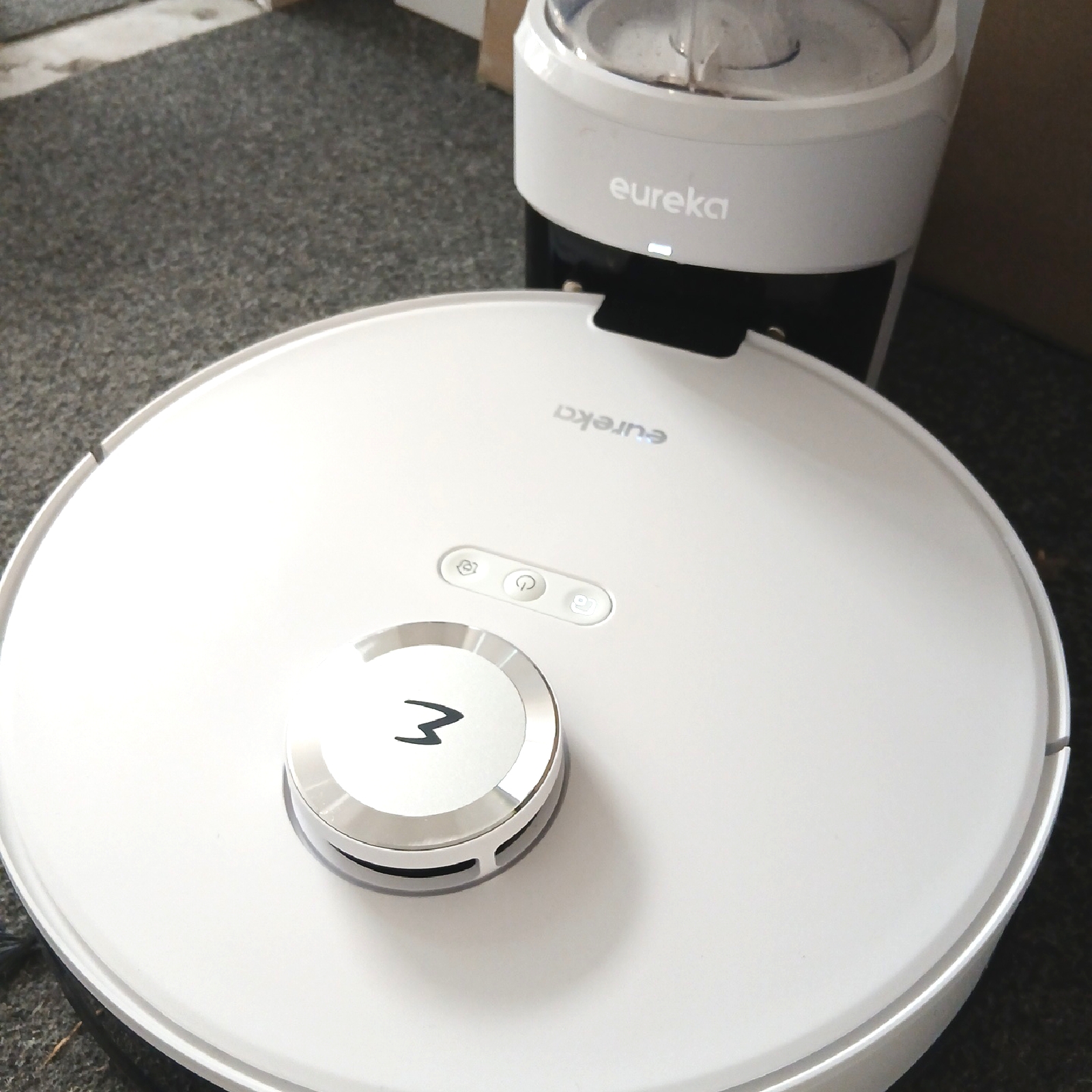 EUREKA E20 Plus Saug- Wischroboter beutelloser Multi-Zyklon Absa - Unvollständig
